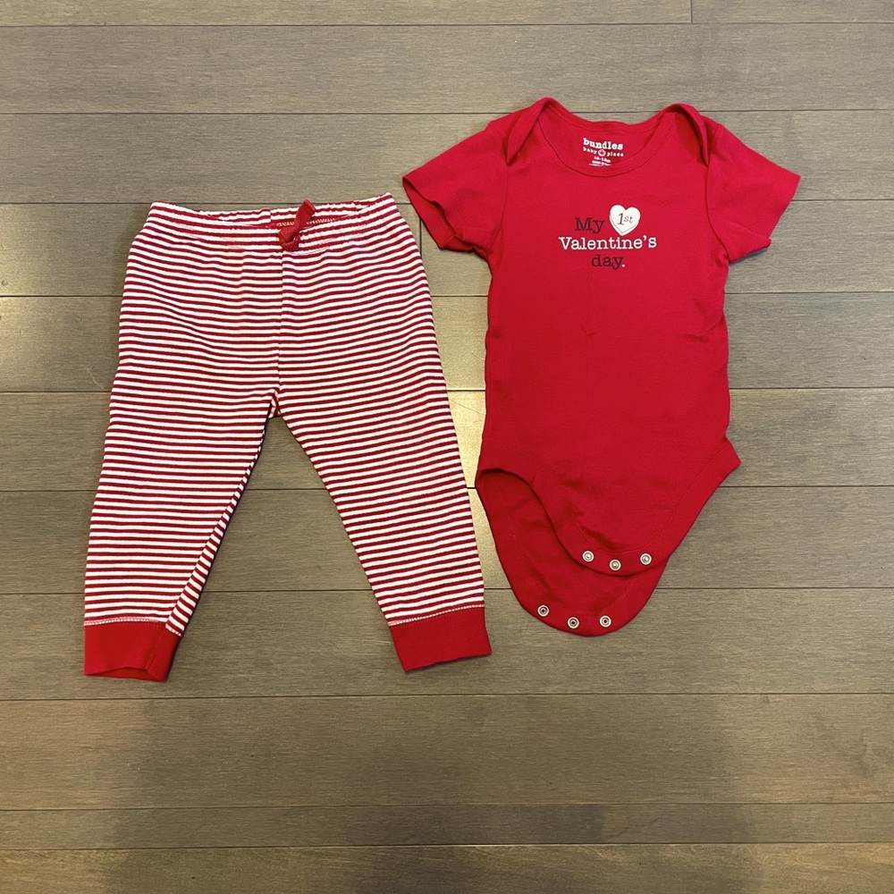 The Children’s Place Valentines Day Baby onesie set